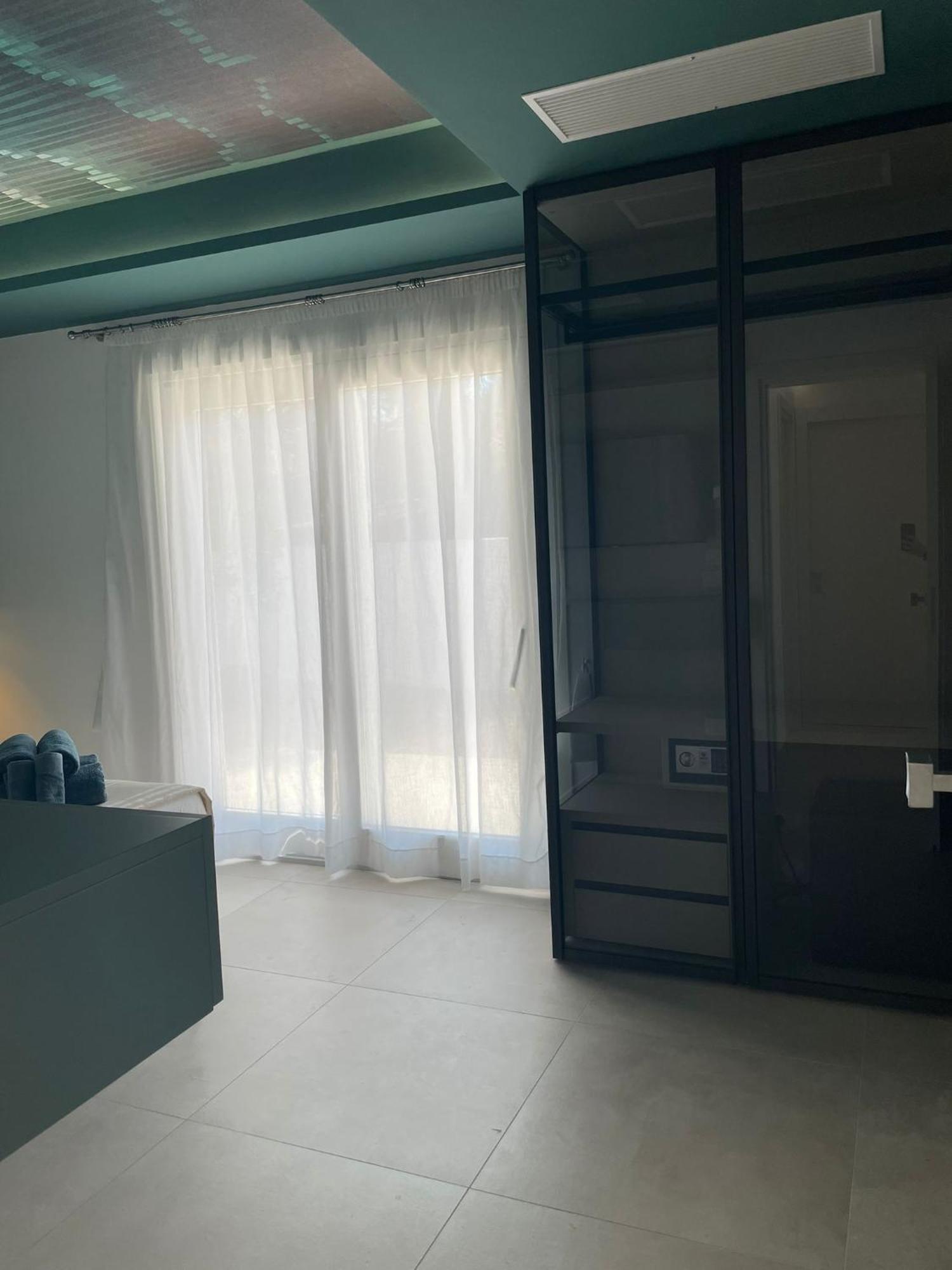 Villa Est سان تيودورو المظهر الخارجي الصورة
